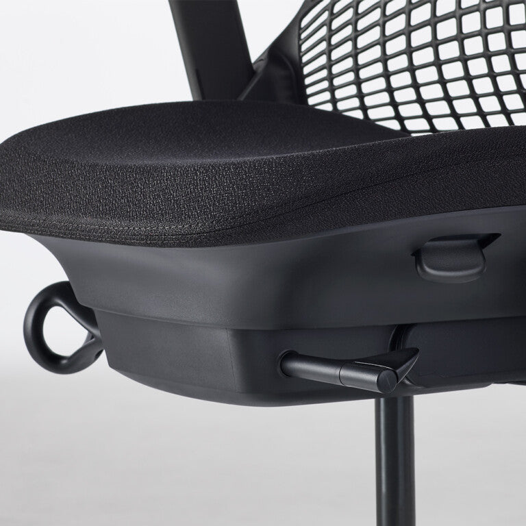 Herman Miller Sayl musta