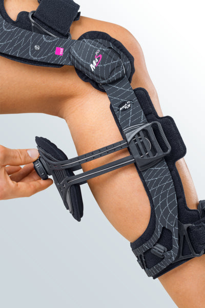 M.4s Dynaaminen PCL polvituki