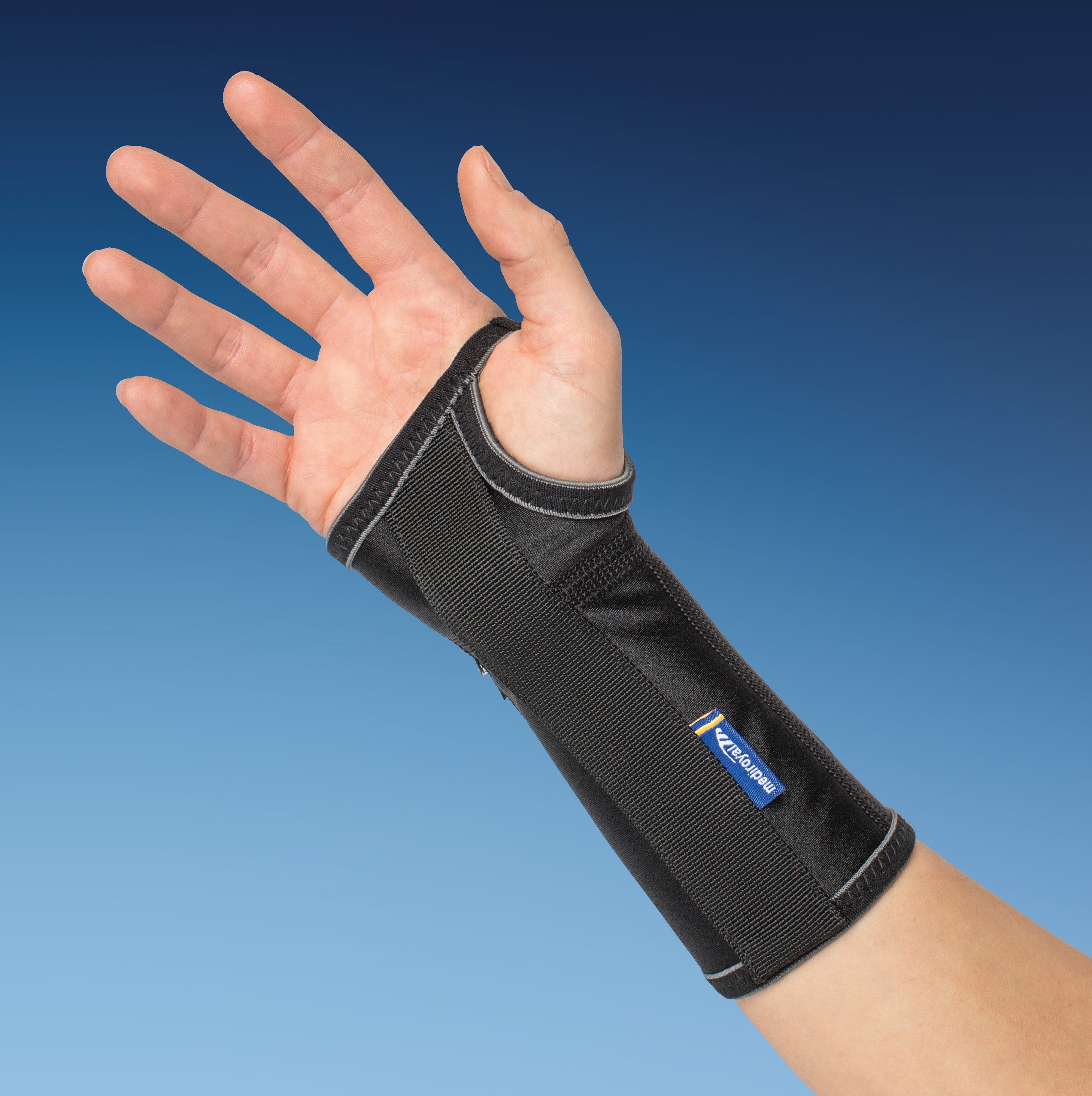 Lyhyt rannetuki MR2226