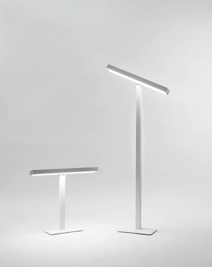 Kirkasvalo Valovoima lattiavalaisin