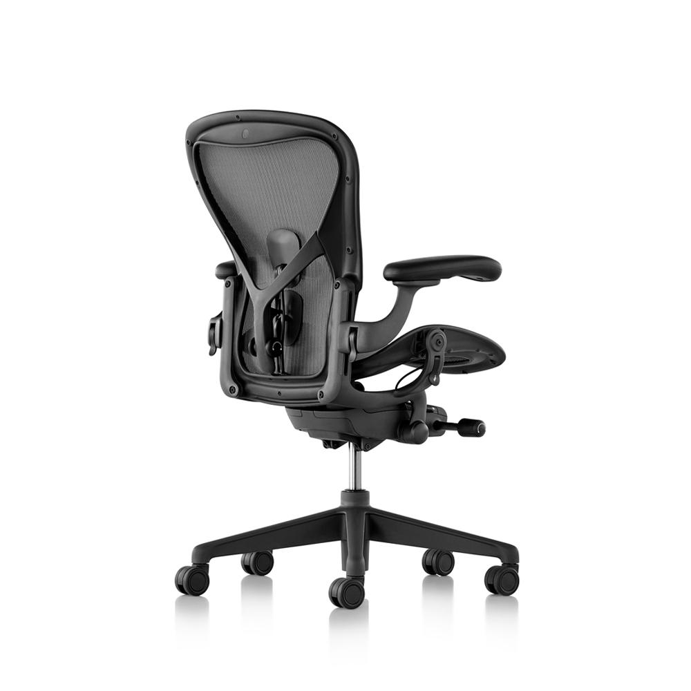 Herman Miller Aeron Remastered, Graphite