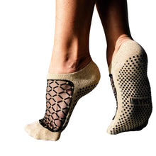 Shashi - Sparkle Gold Black Diamond